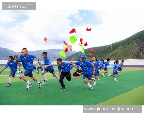 小学足球训练方法与技巧全面指导助力孩子成长与发展