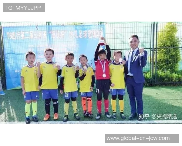 望京南湖足球俱乐部携手社区共建足球文化助力青少年成长与发展